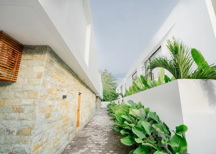 The Reef Villa