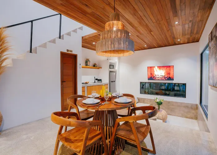 The Reef Villa